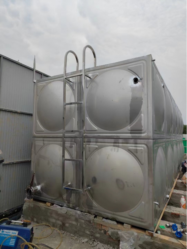 成都不锈钢水箱的优势及四川不锈钢水箱的应用方式