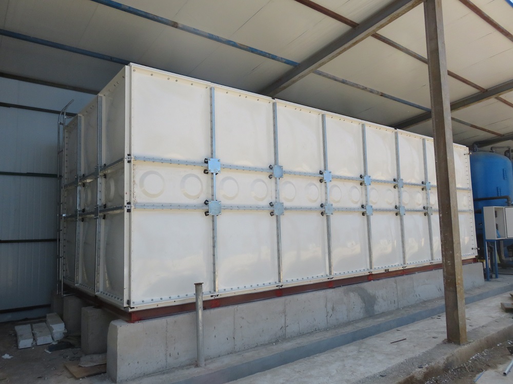 怎样才能延长泸州玻璃钢水箱的使用年限呢